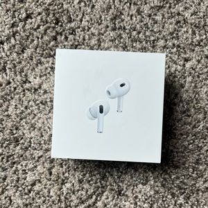Brand new never used apple airpods
